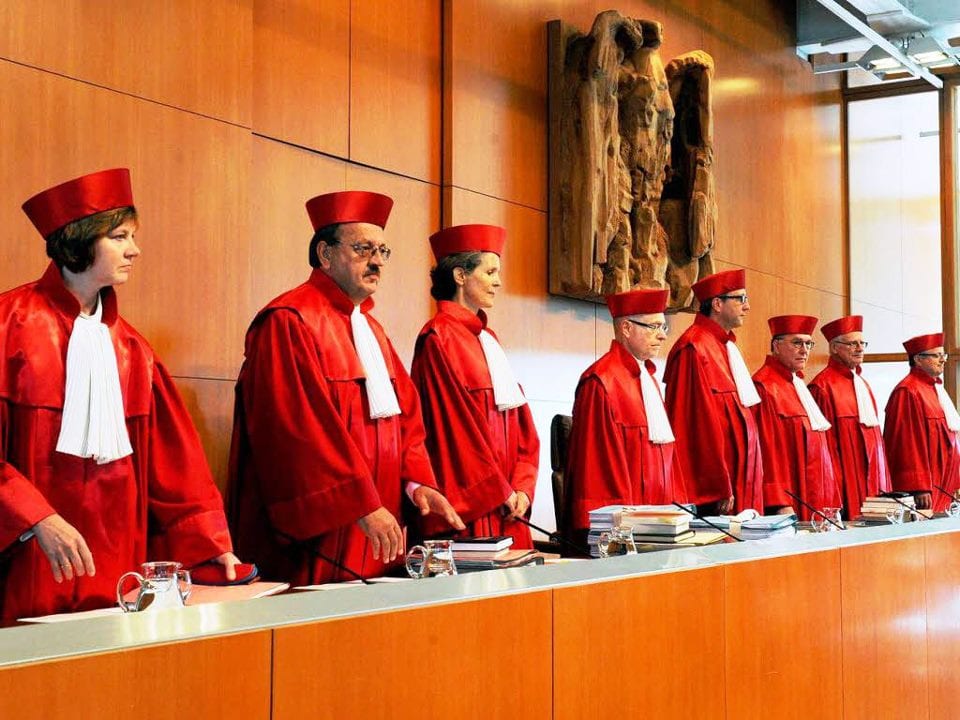 MES, pacte budgétaire : Coup de théâtre en Allemagne, une partie de l'opposition et 12000 citoyens saisissent le tribunal Constitutionnel fédéral