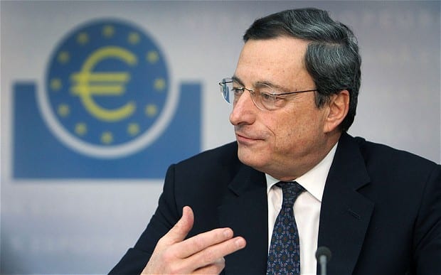 L'interview-Gag de Mario Draghi patron de la BCE par le journal Le Monde