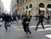 L'effondrement économique de la France s'accélère : en route vers le chaos social