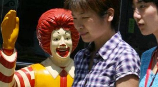 La Chine dénonce les États-Unis comme une « nation hypocrite » qui a « abusé de son statut de superpuissance »