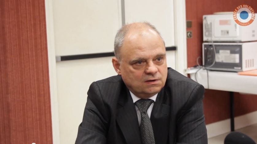 Entretien avec Vincent BROUSSEAU candidat UPR tête de liste aux élections européennes circonscription Massif Central – Centre