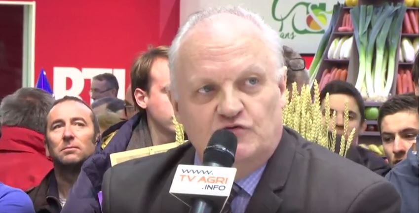 Salon international de l'agriculture 2016 :  F. Asselineau face à N. Dupont-Aignan sur TV-AGRI
