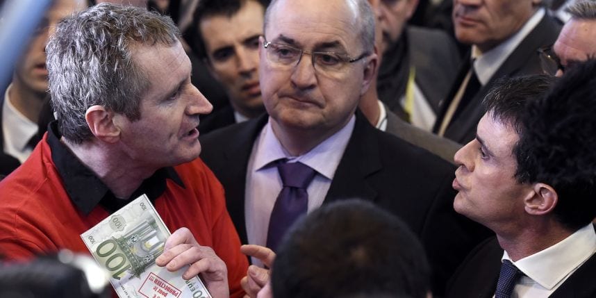 « Pantin de l’Europe venant se pavaner au salon ! » : M. Valls insulté au Salon de l'Agriculture