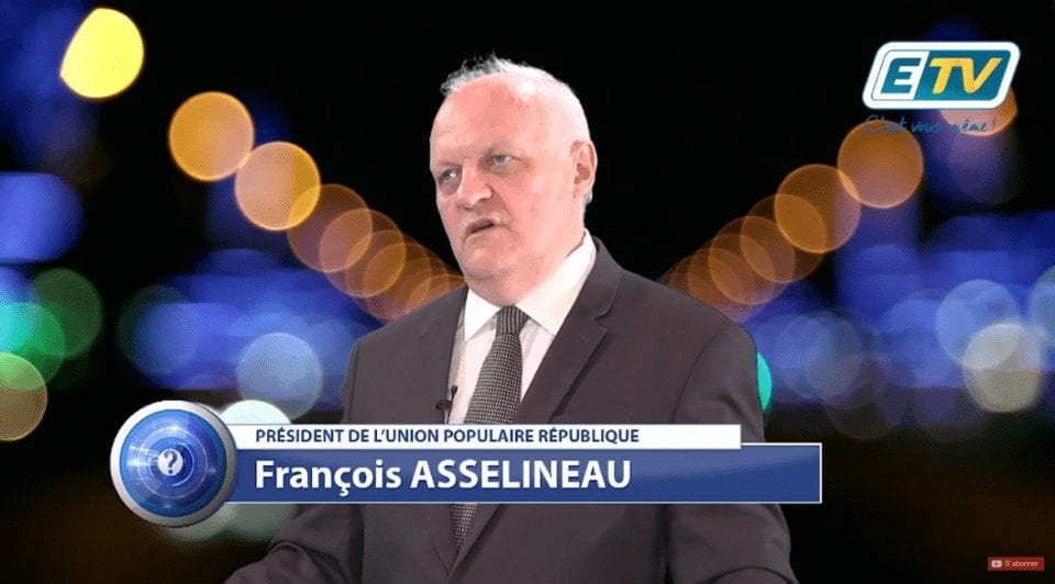 Entretien de François Asselineau avec Christophe Langlois sur ETV Guadeloupe