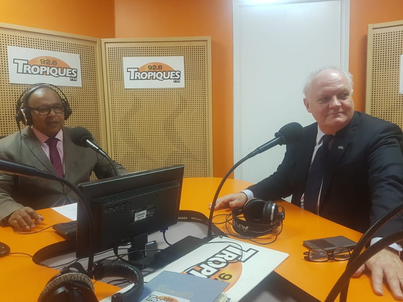 François Asselineau invité de Tropiques FM le 15 mai 2017