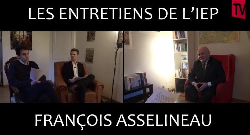 Interview de François Asselineau par Sciences Po Lille TV et Critique de la raison européenne