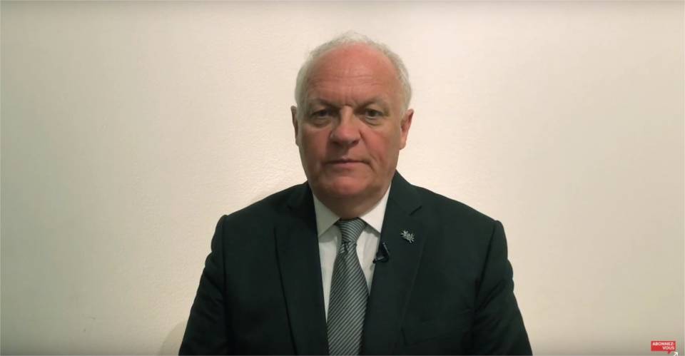 Syrie : appel à la destitution de Macron par l'article 68 de la Constitution