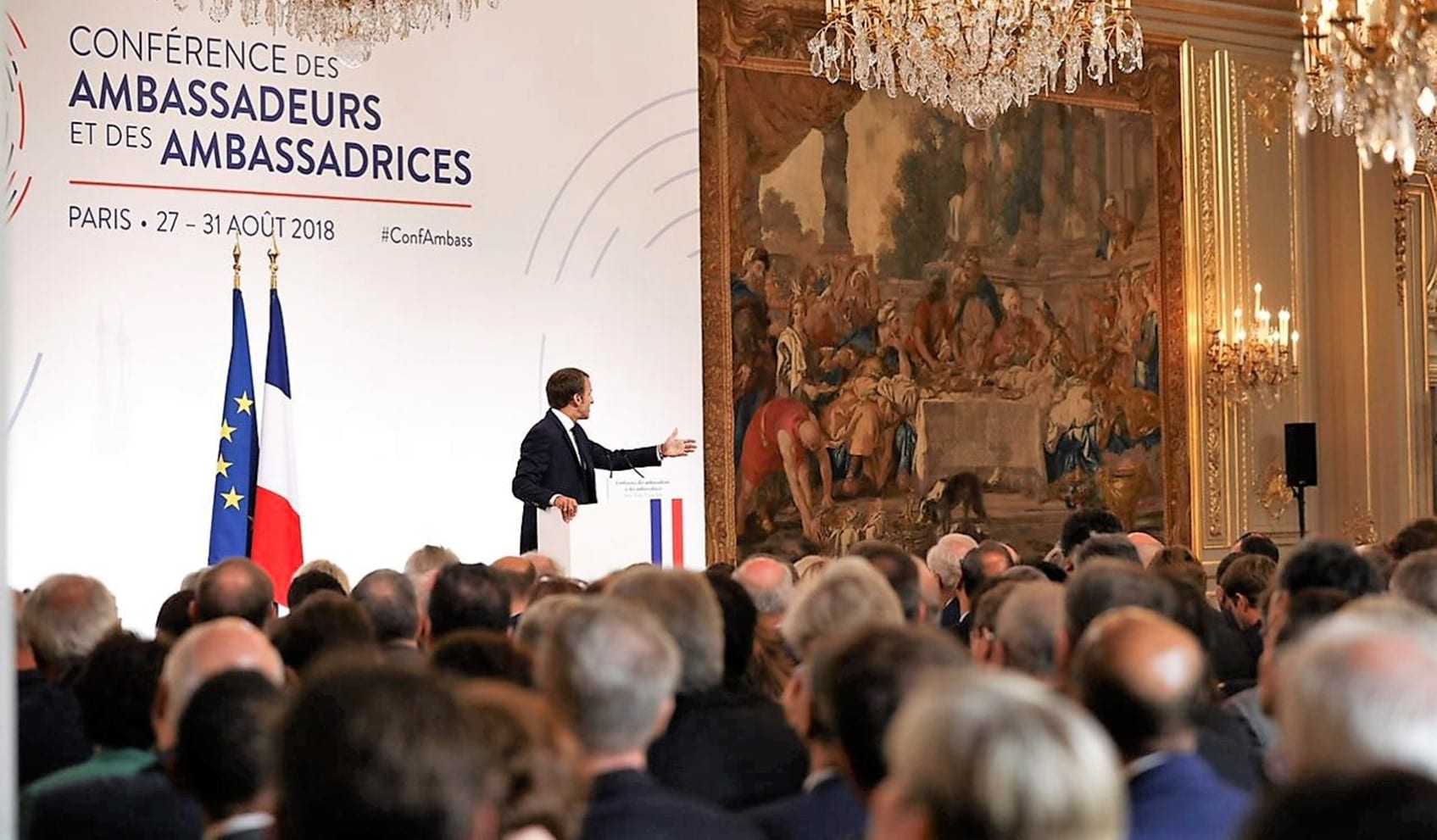 CONFÉRENCE DES AMBASSADEURS : une démonstration de la duperie du macronisme.