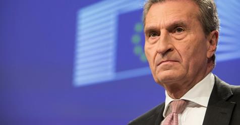 === AVIS AUX GILETS JAUNES ! ===  Soit on sort de l'UE et de l'euro, soit on en accepte les politiques de régression économique et sociale.