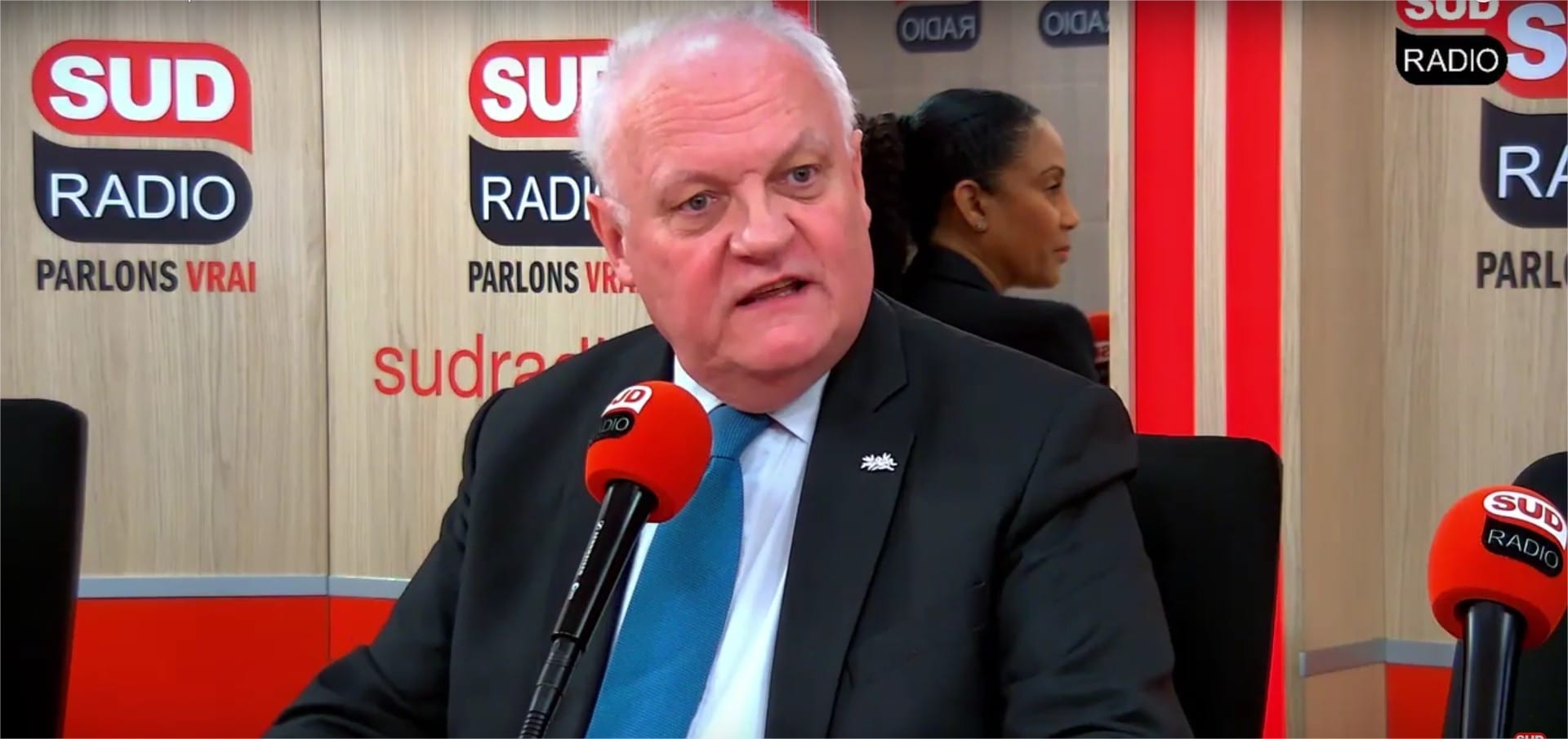 François Asselineau invité de Véronique Jacquier sur Sud Radio – 04/04/2019