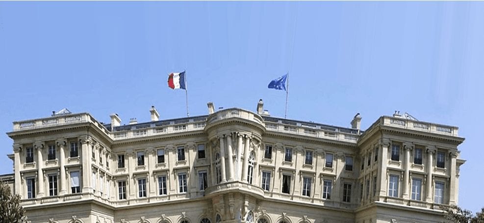 L’APPAREIL DIPLOMATIQUE FRANÇAIS EN 2019 : entre la survie de la France et celle de l'UE, il faut choisir – Dossier établi par Charles Gravier.