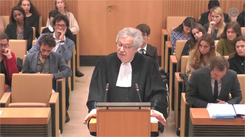 Audience au Conseil constitutionnel où le seuil d’éligibilité de 5 % aux Européennes est débattu