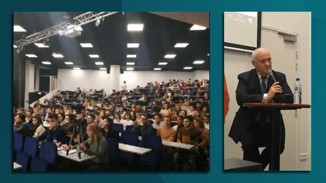 Intervention de François Asselineau à l'Université catholique de Lille – ESPOL