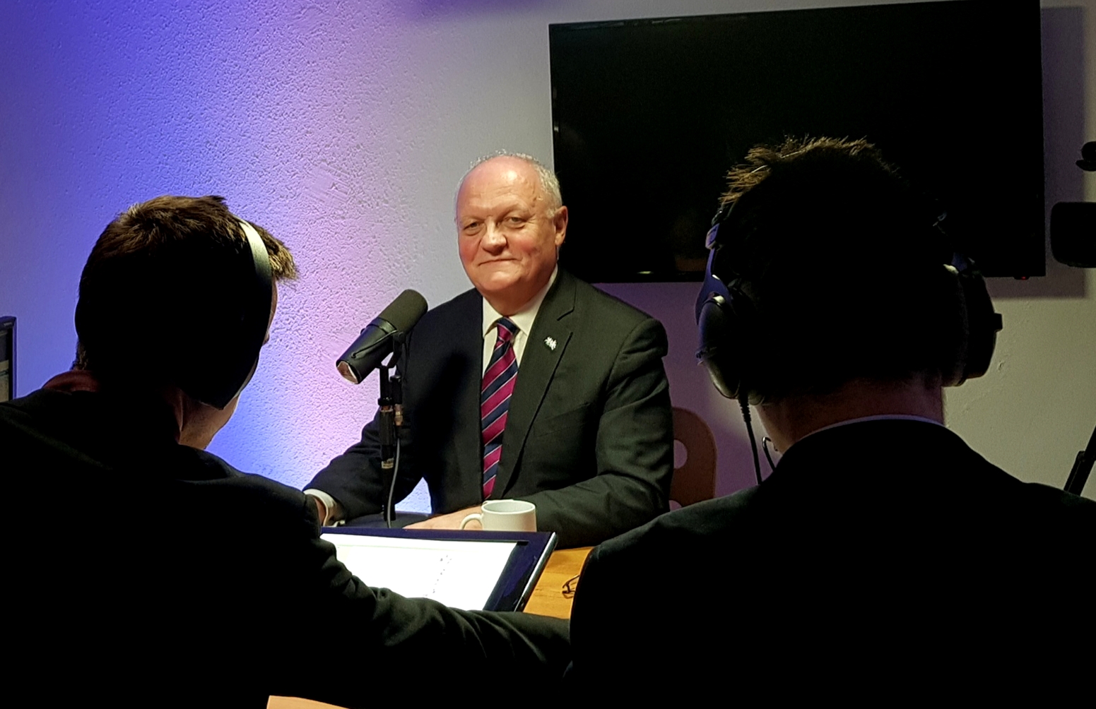 François Asselineau invité sur Fréquence ESJ – 10/12/2019