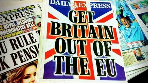 Une pétition vient d'être lancée outre-manche pour demander au gouvernement Cameron que le Royaume-uni sorte de l'UE par l'article 50 du T.U.E. avant le 1er novembre prochain