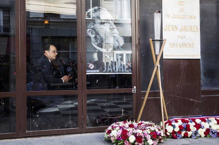 François Hollande en Jean Jaurès : la photo d'un charlatan